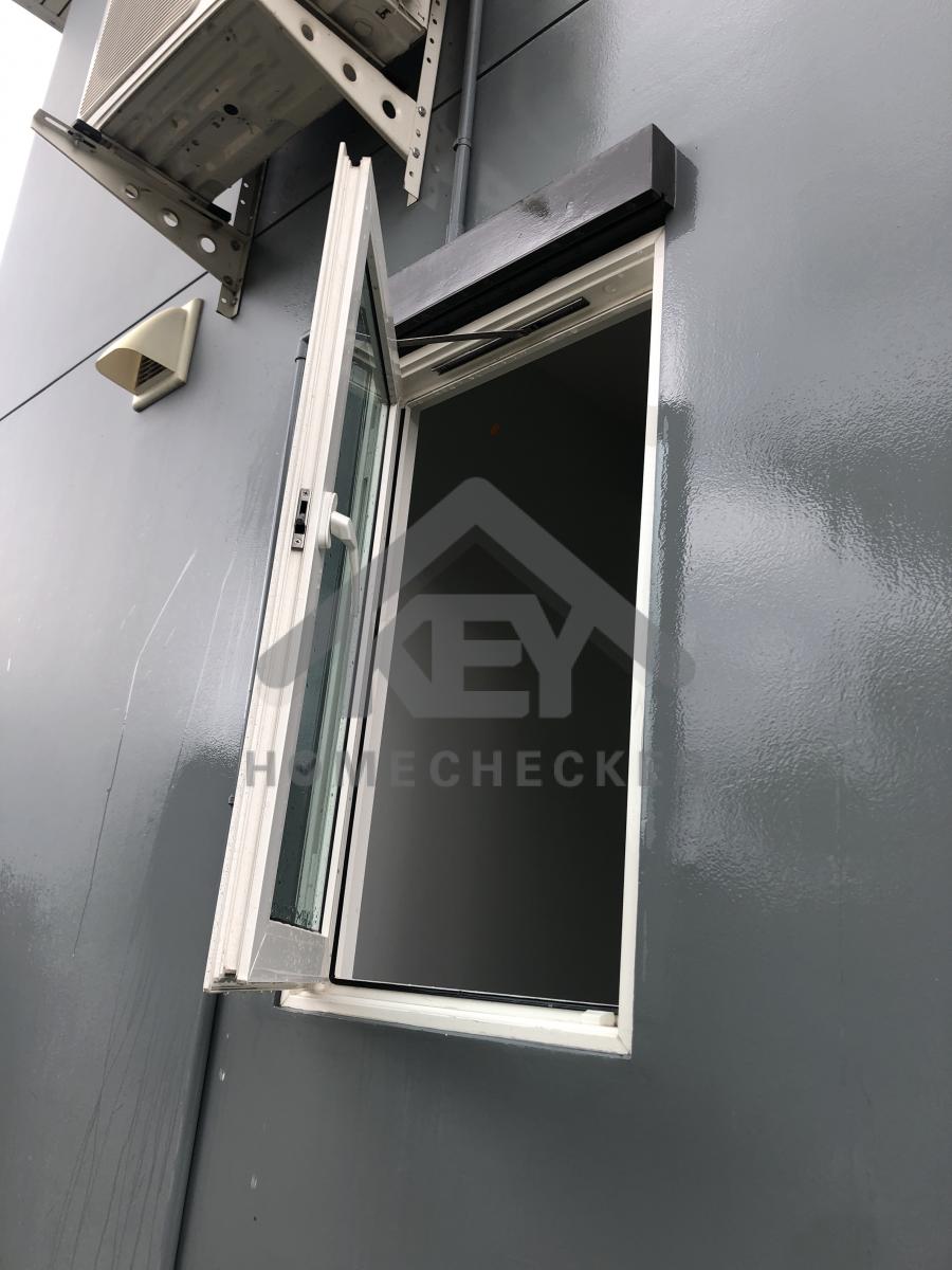 งานเทสน้ำ ประตูหน้าต่าง