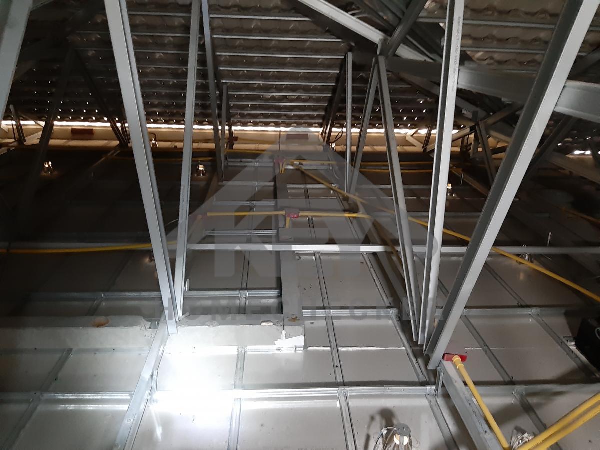 งานตรวจสอบหลังคา