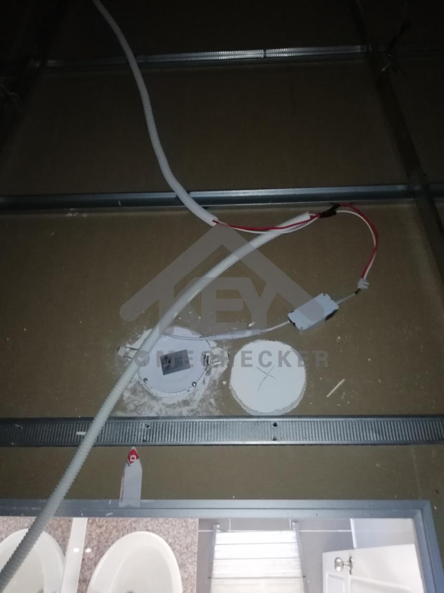 งานตรวจสอบหลังคา