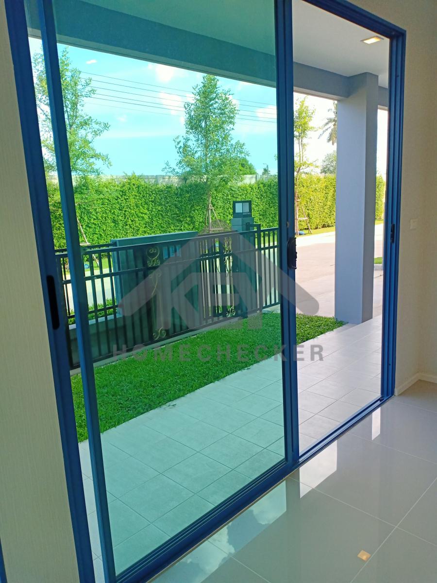 งานห้องโถง ห้องนั่งเล่น