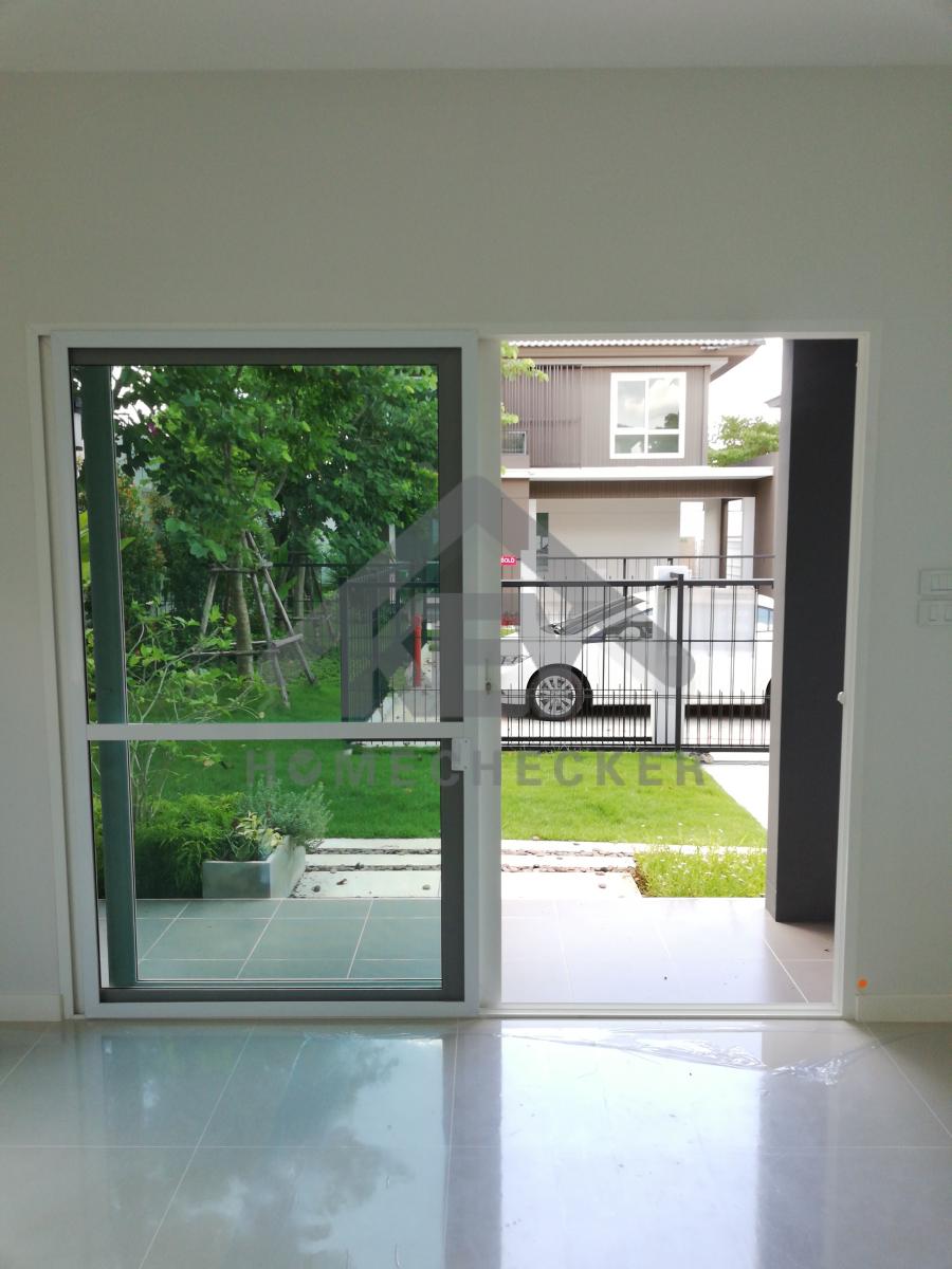 งานห้องโถง ห้องนั่งเล่น