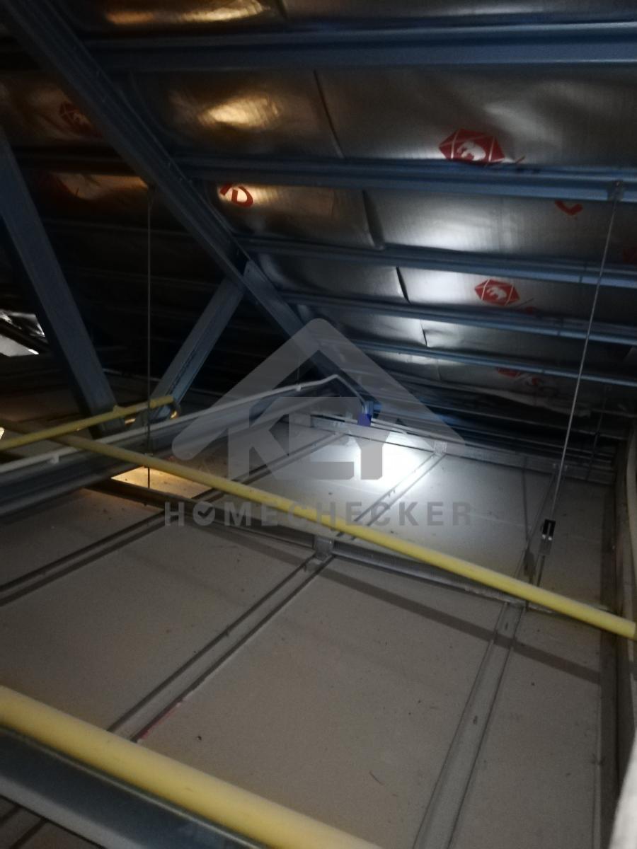 งานตรวจสอบหลังคา