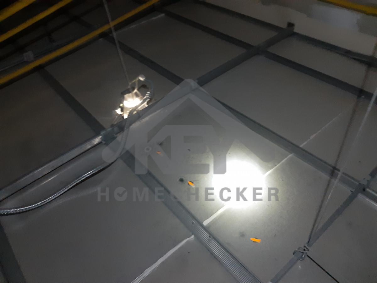 งานตรวจสอบหลังคา