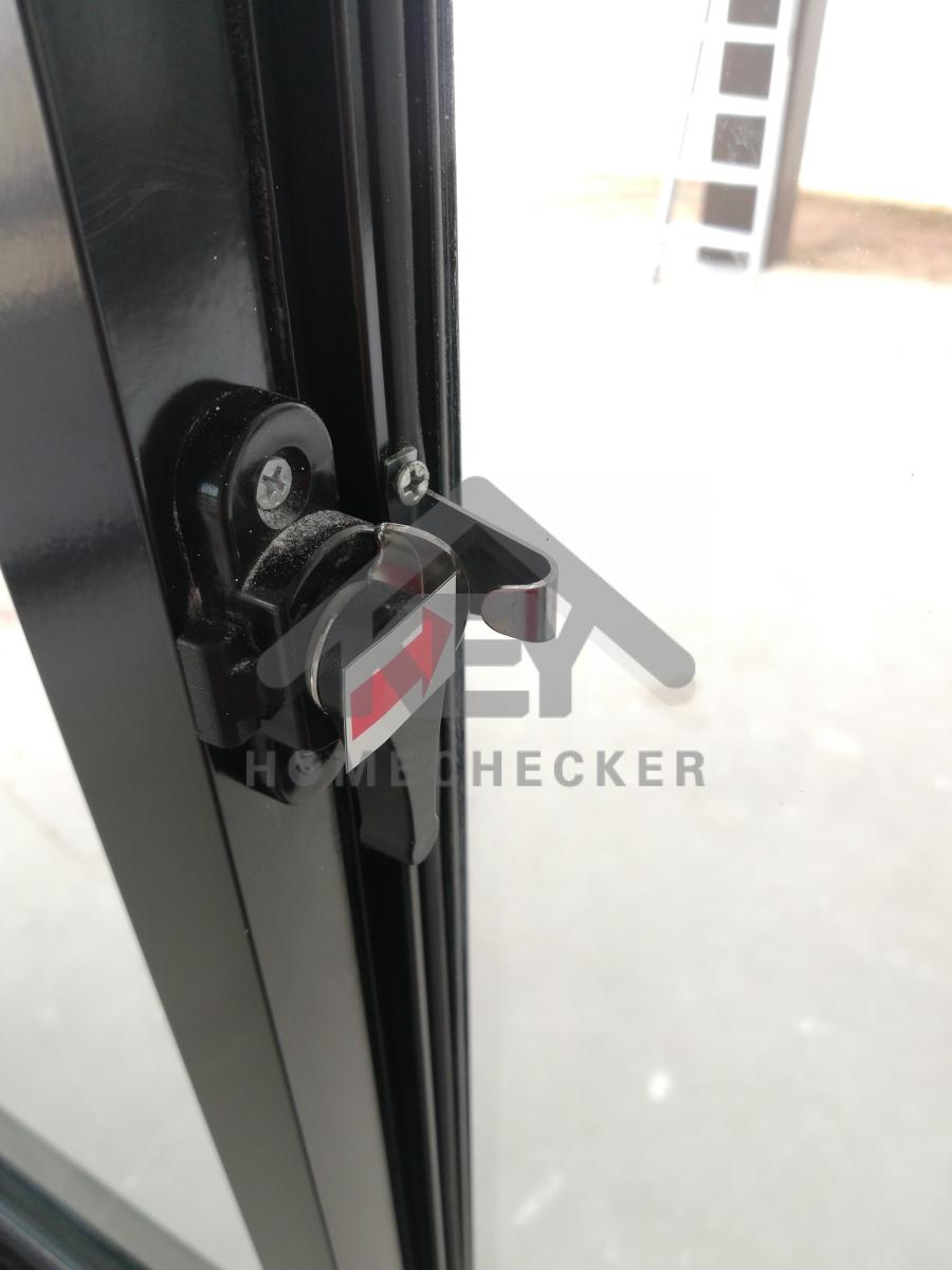 งานห้องโถง ห้องนั่งเล่น