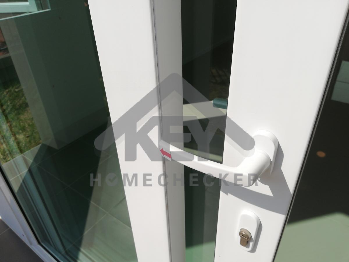 งานห้องโถง ห้องนั่งเล่น