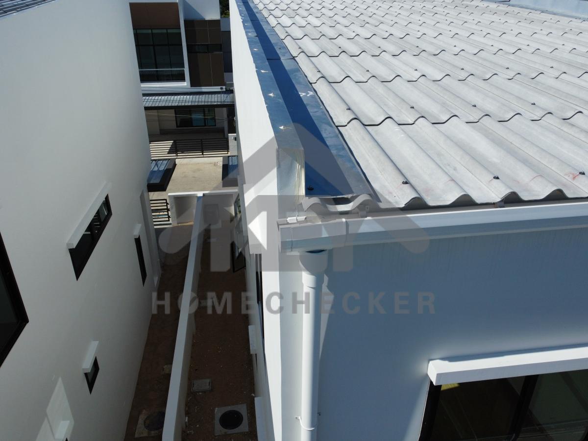 งานตรวจสอบหลังคา