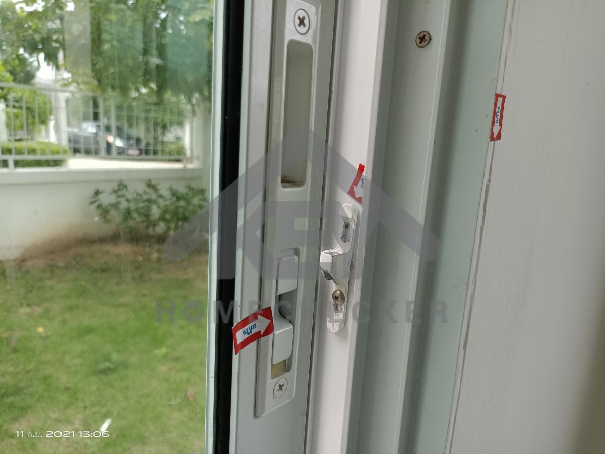 งานห้องโถง ห้องนั่งเล่น