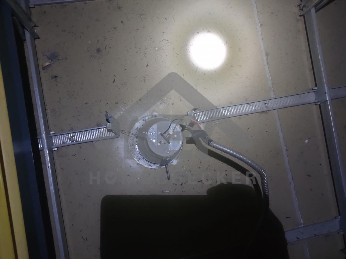 งานตรวจสอบหลังคา