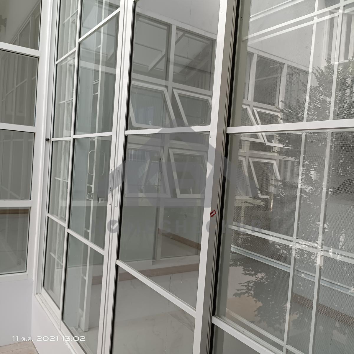 งานห้องโถง ห้องนั่งเล่น