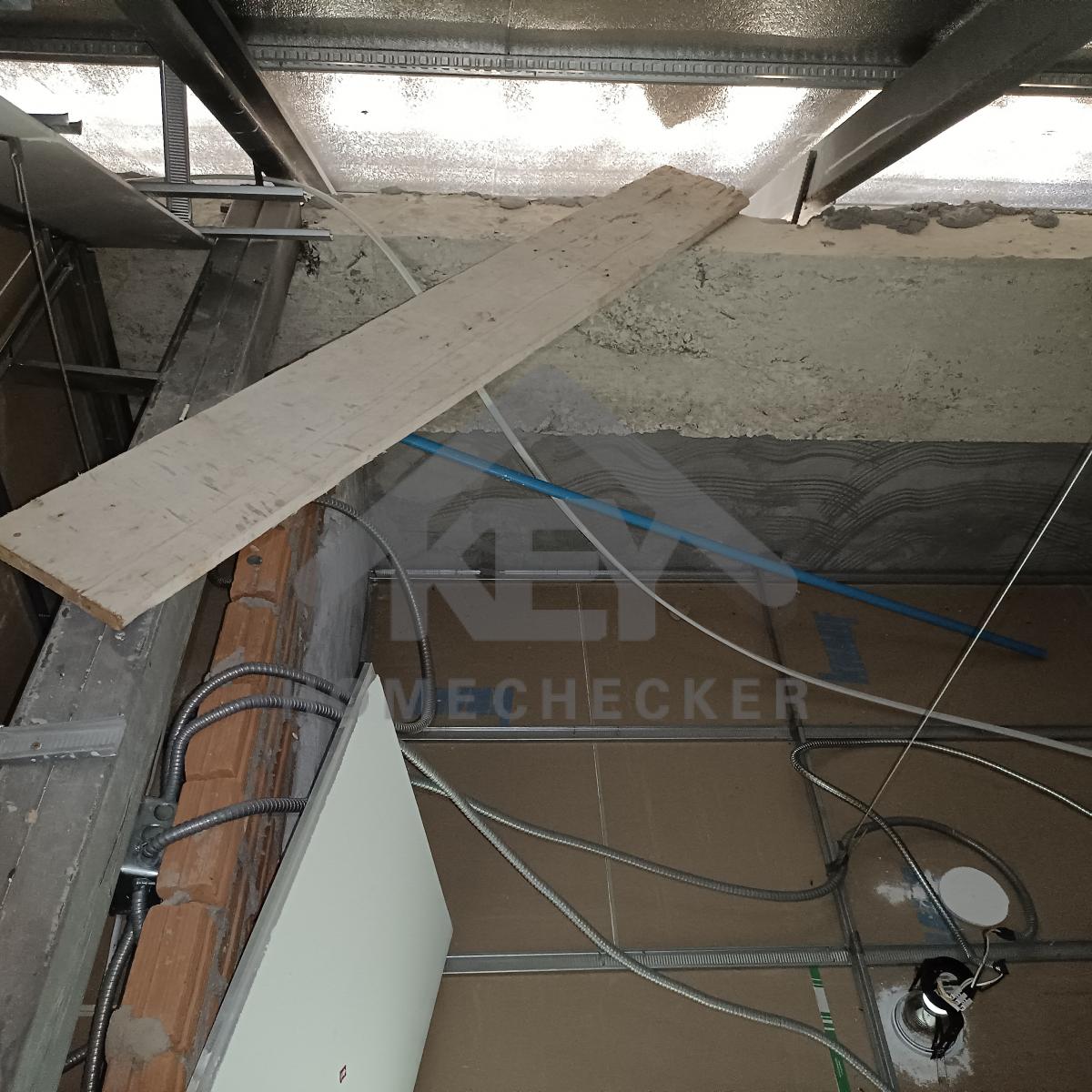 งานตรวจสอบหลังคา