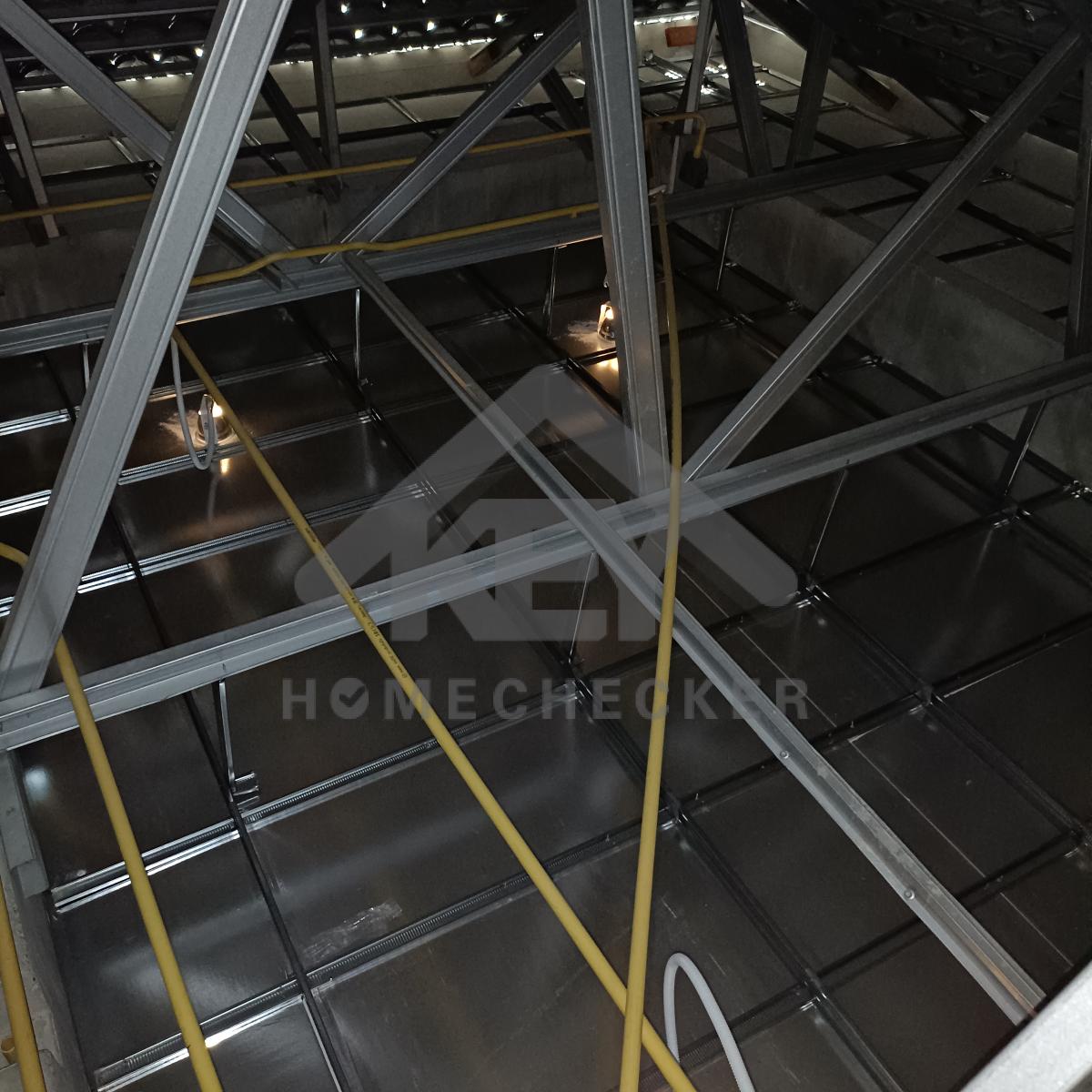 งานตรวจสอบหลังคา