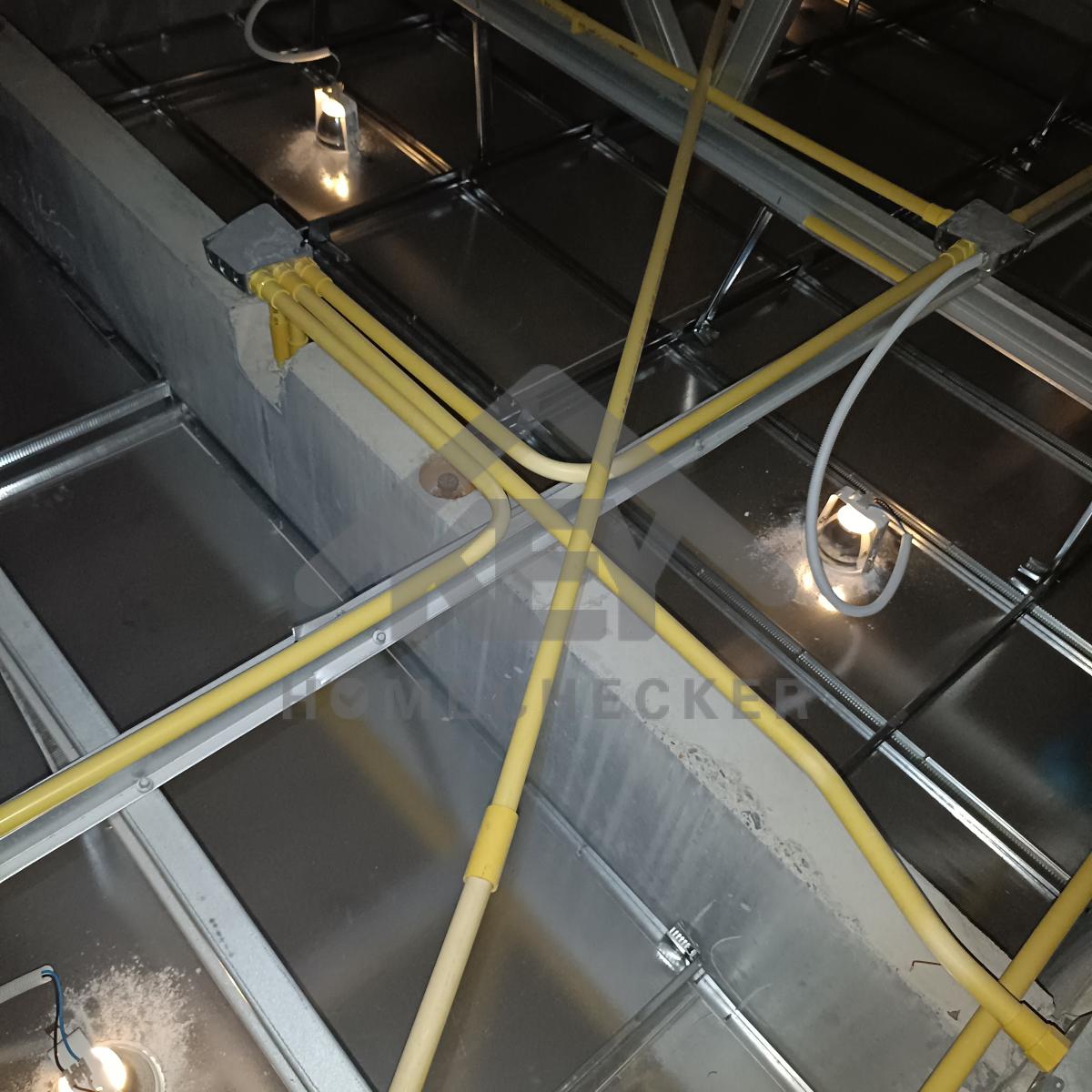 งานตรวจสอบหลังคา