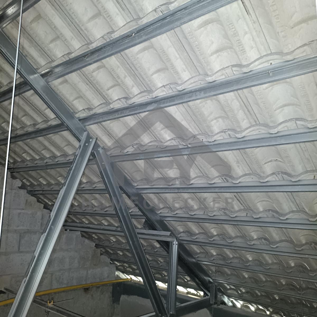 งานตรวจสอบหลังคา