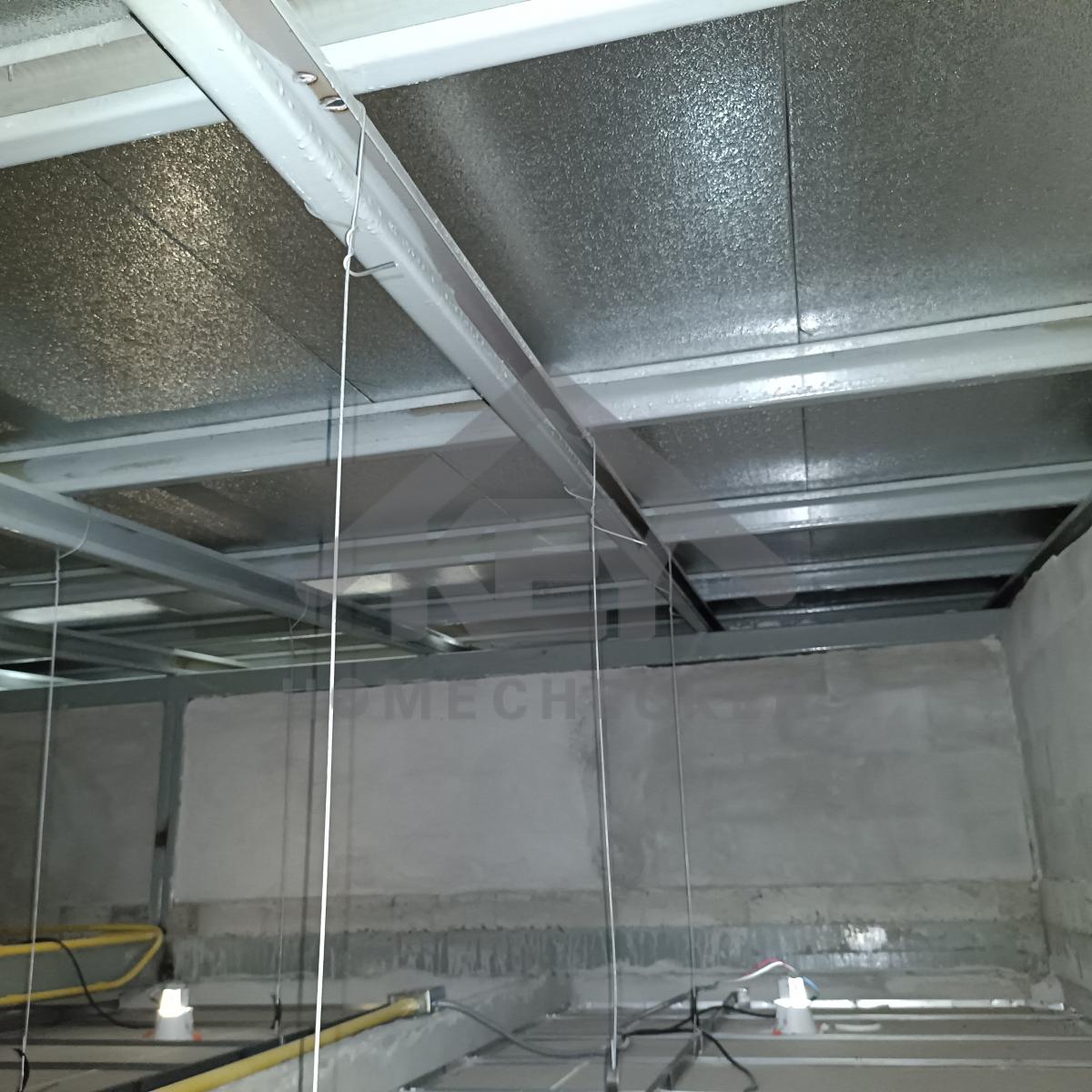 งานตรวจสอบหลังคา