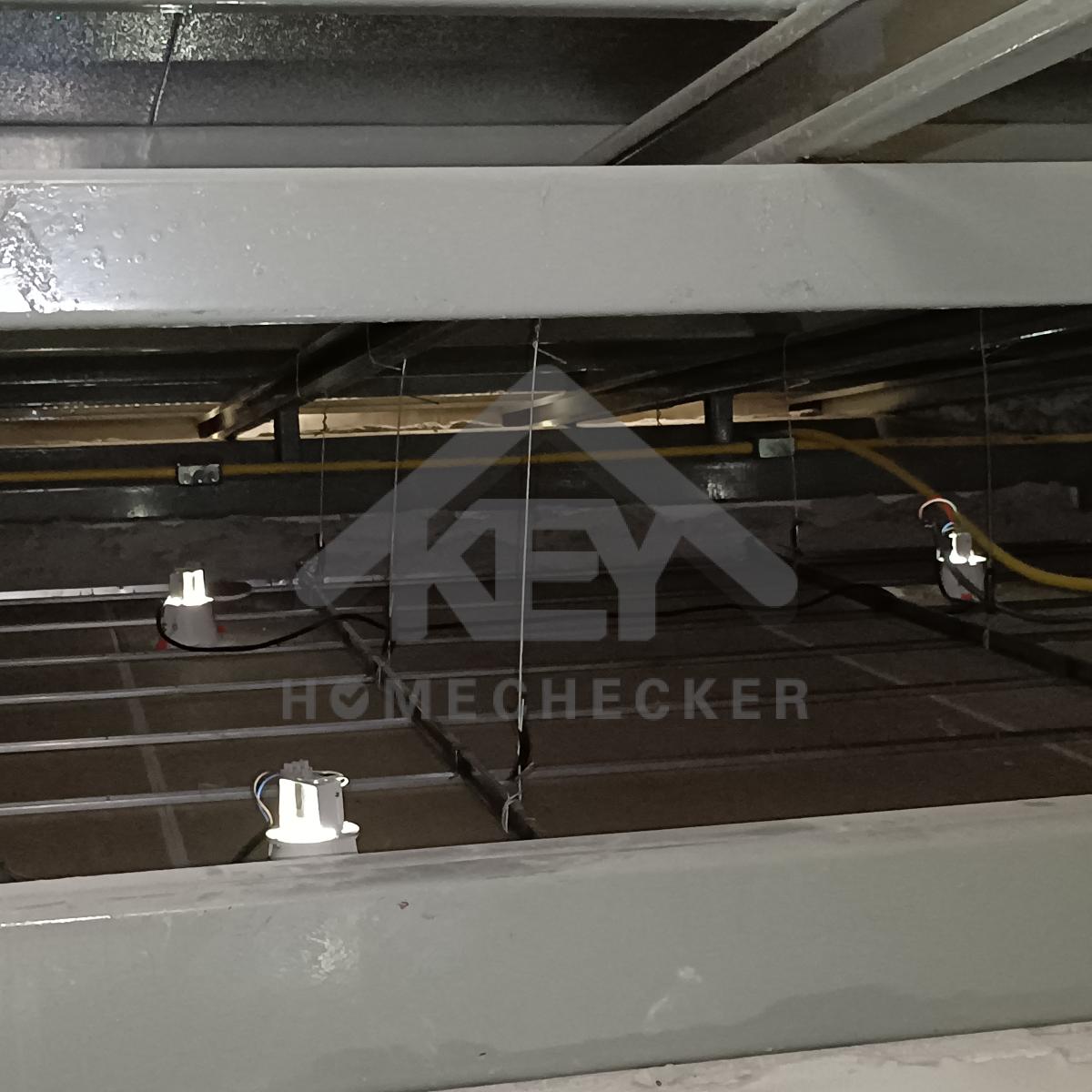 งานตรวจสอบหลังคา