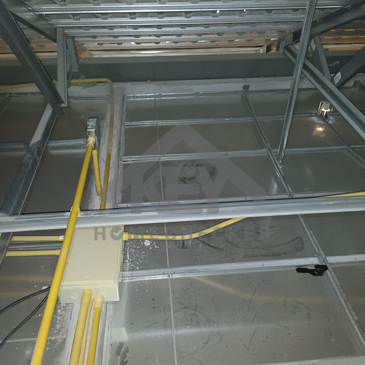 งานตรวจสอบหลังคา