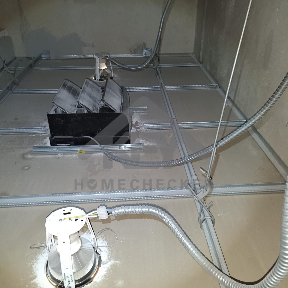 งานตรวจสอบหลังคา