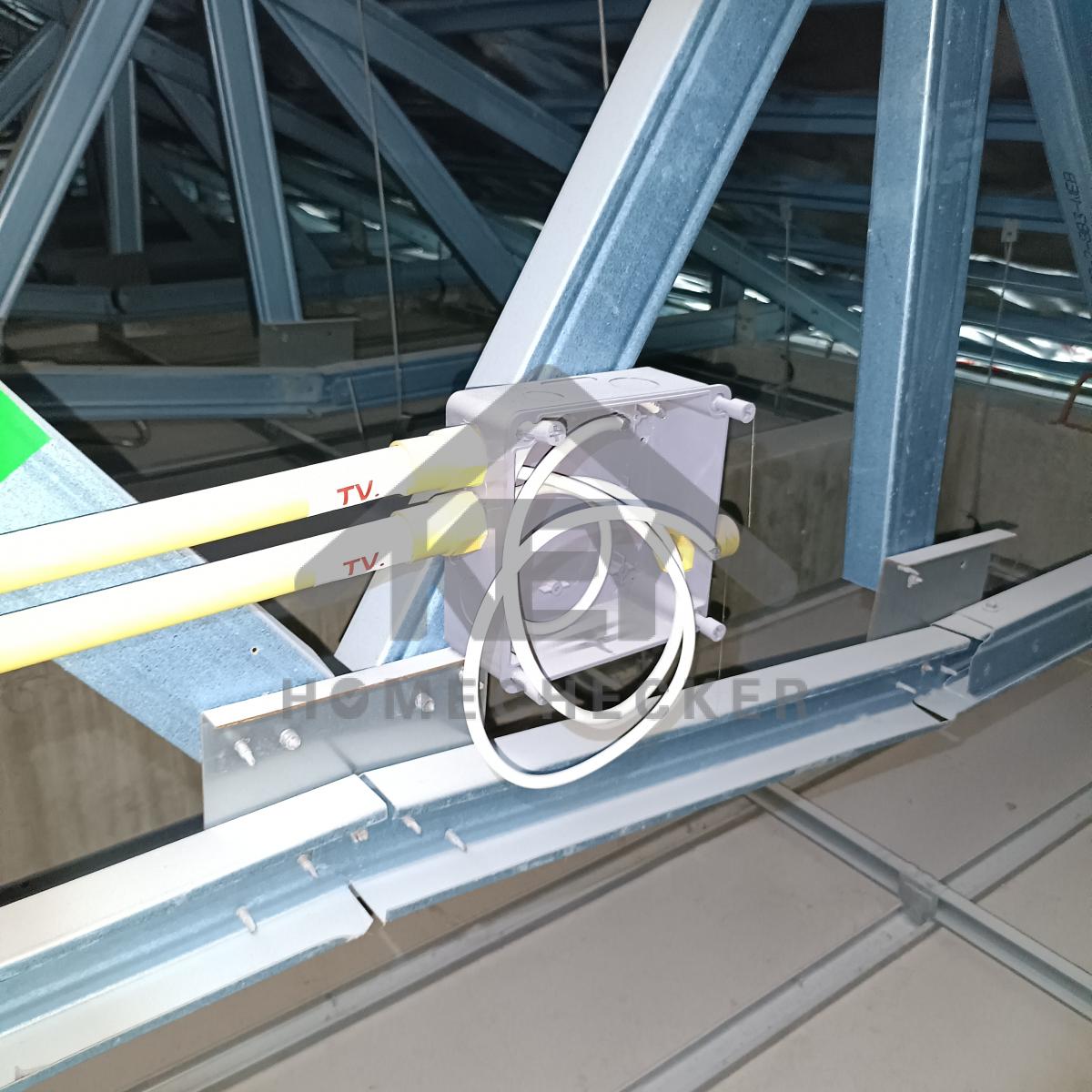 งานตรวจสอบหลังคา