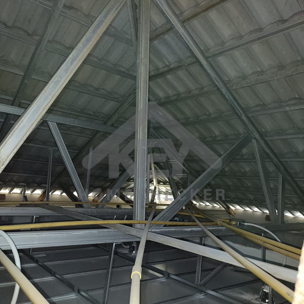 งานตรวจสอบหลังคา