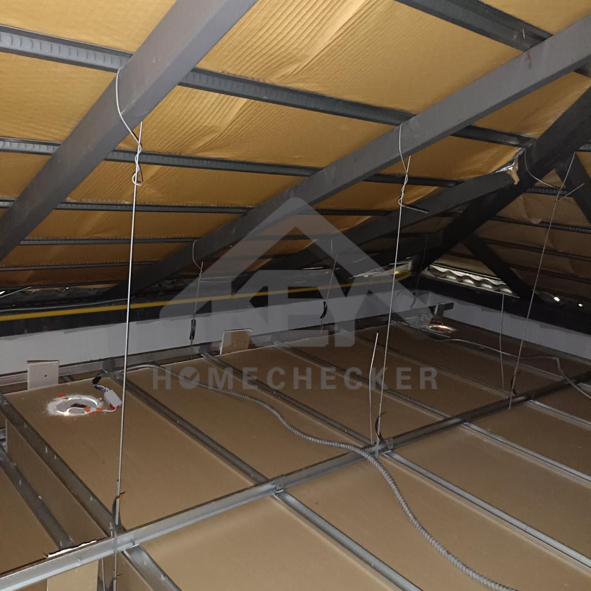 งานตรวจสอบหลังคา