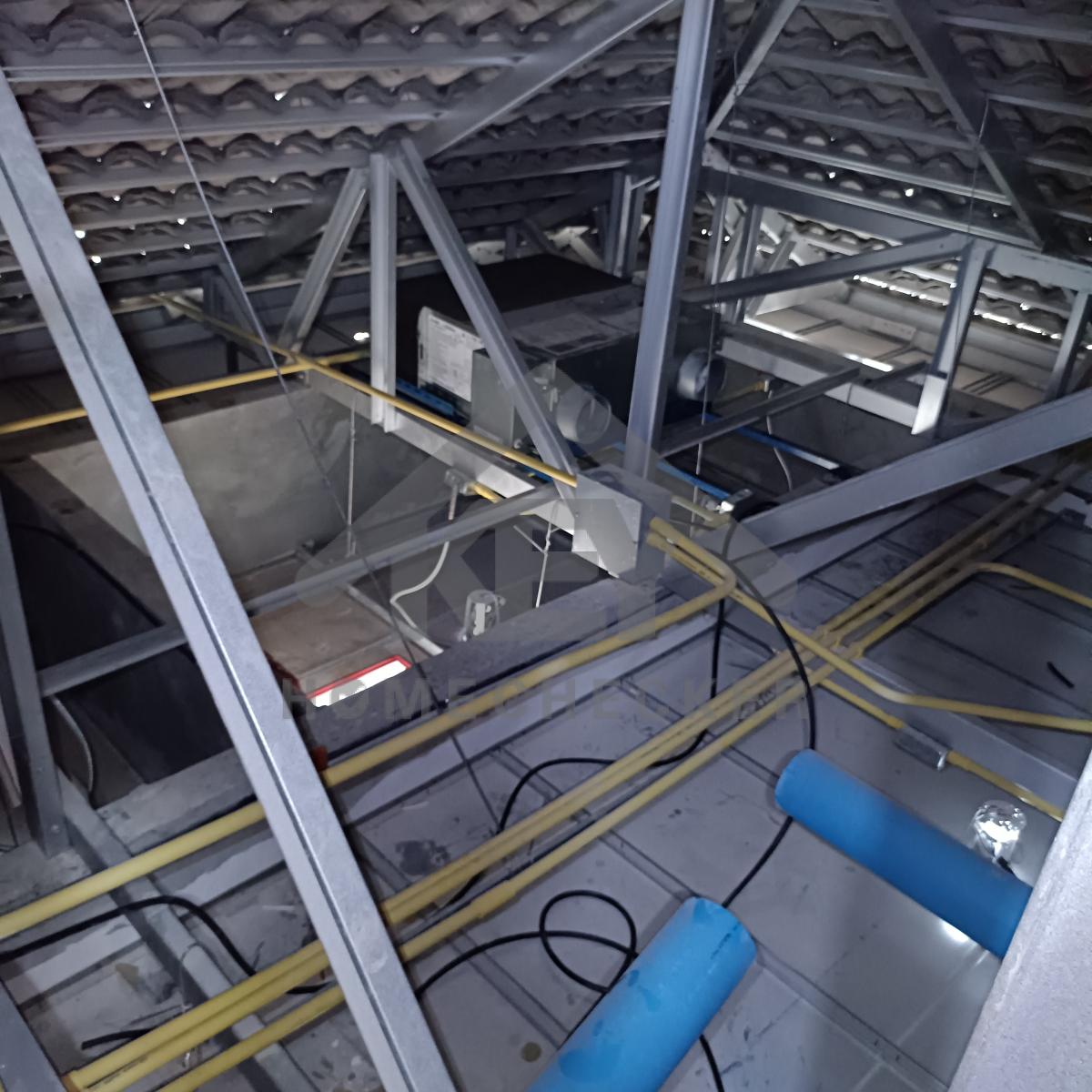 งานตรวจสอบหลังคา