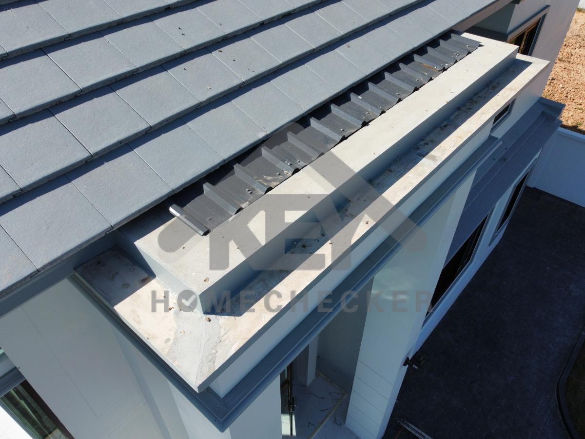 งานตรวจสอบหลังคา