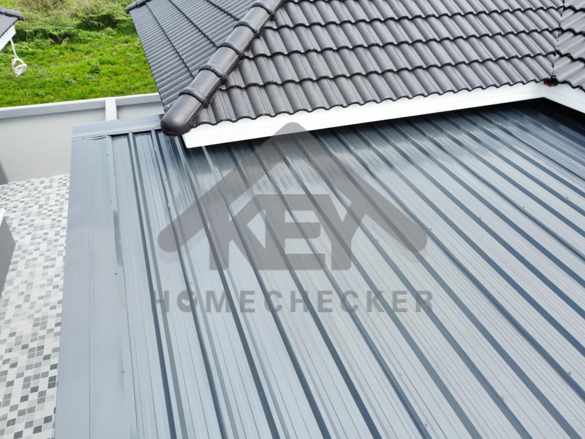 งานตรวจสอบหลังคา