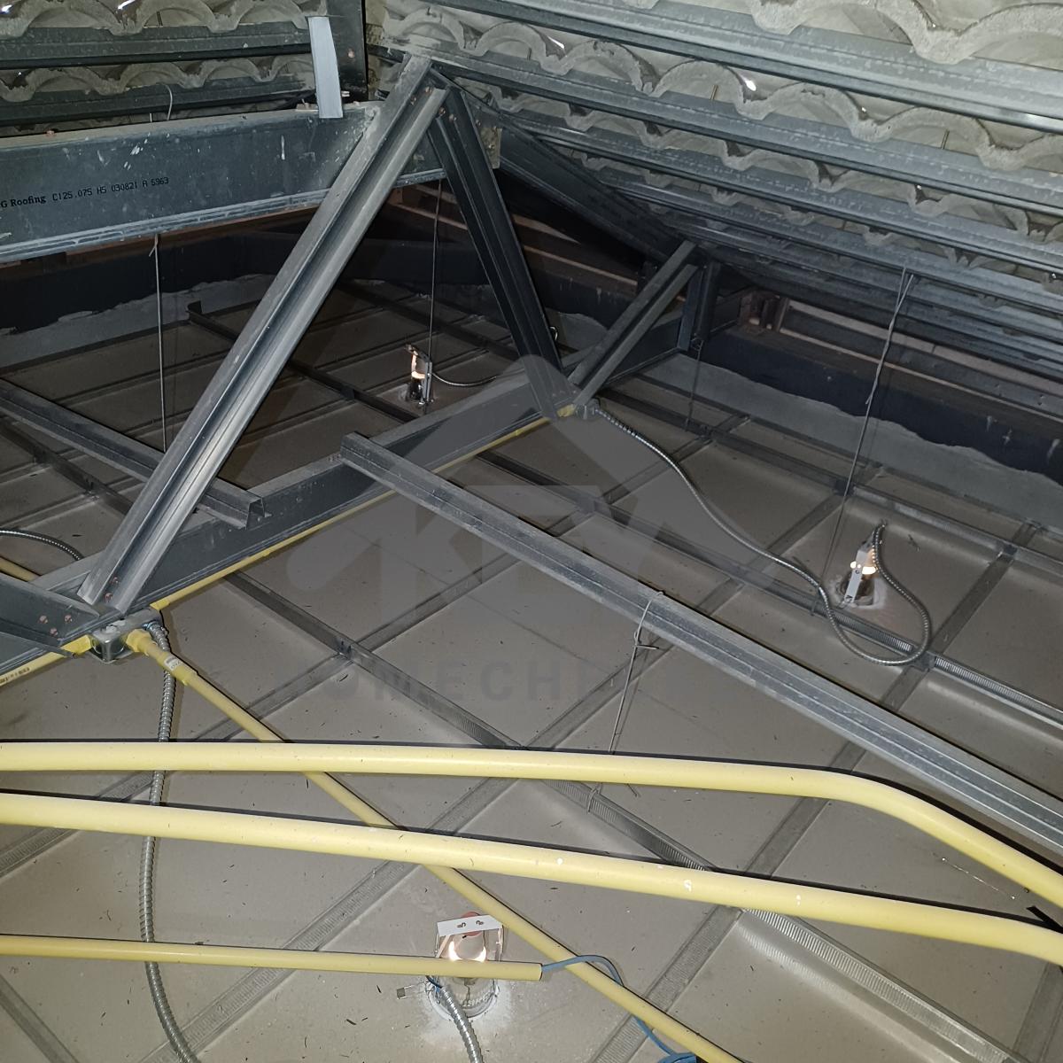 งานตรวจสอบหลังคา