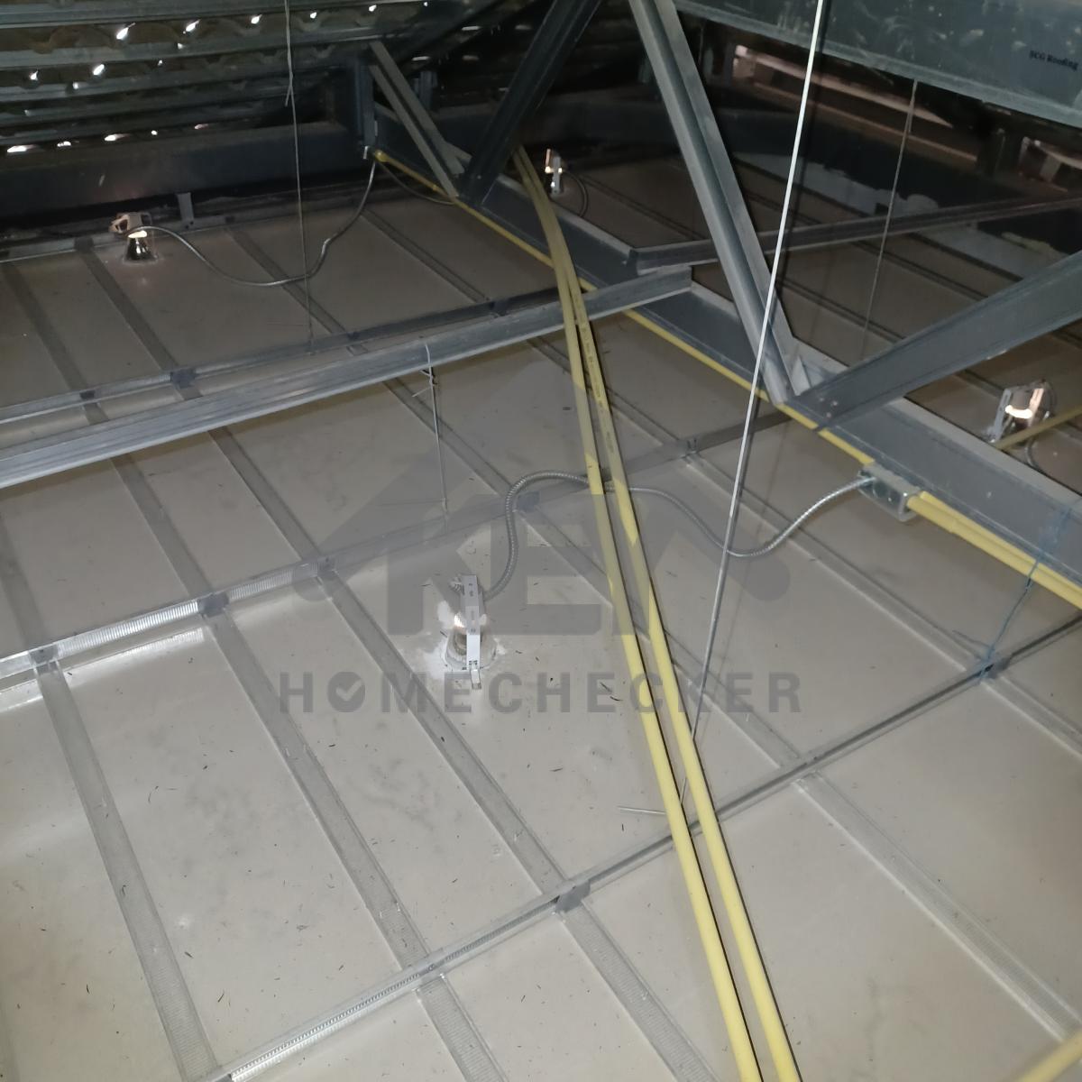 งานตรวจสอบหลังคา