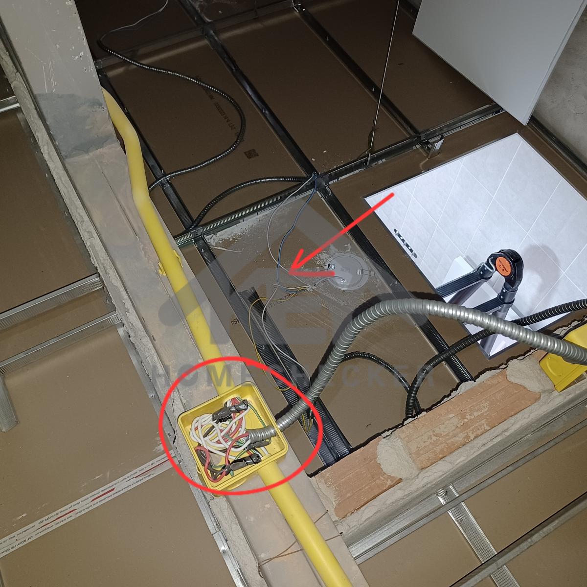 งานตรวจสอบหลังคา