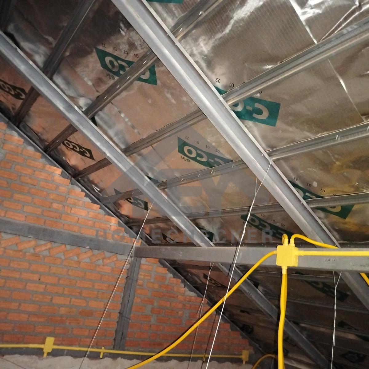 งานตรวจสอบหลังคา