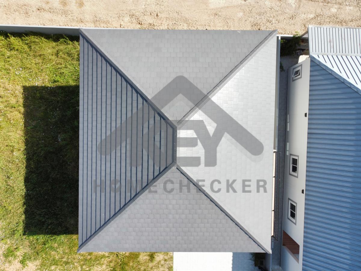 งานตรวจสอบหลังคา