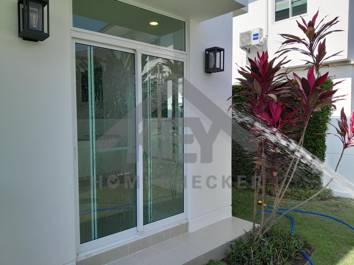 งานเทสน้ำ ประตูหน้าต่าง