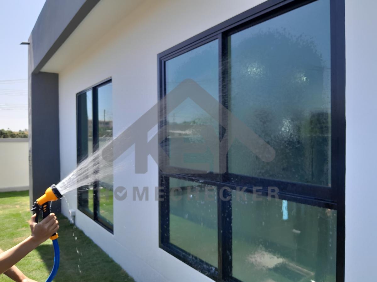 งานเทสน้ำ ประตูหน้าต่าง