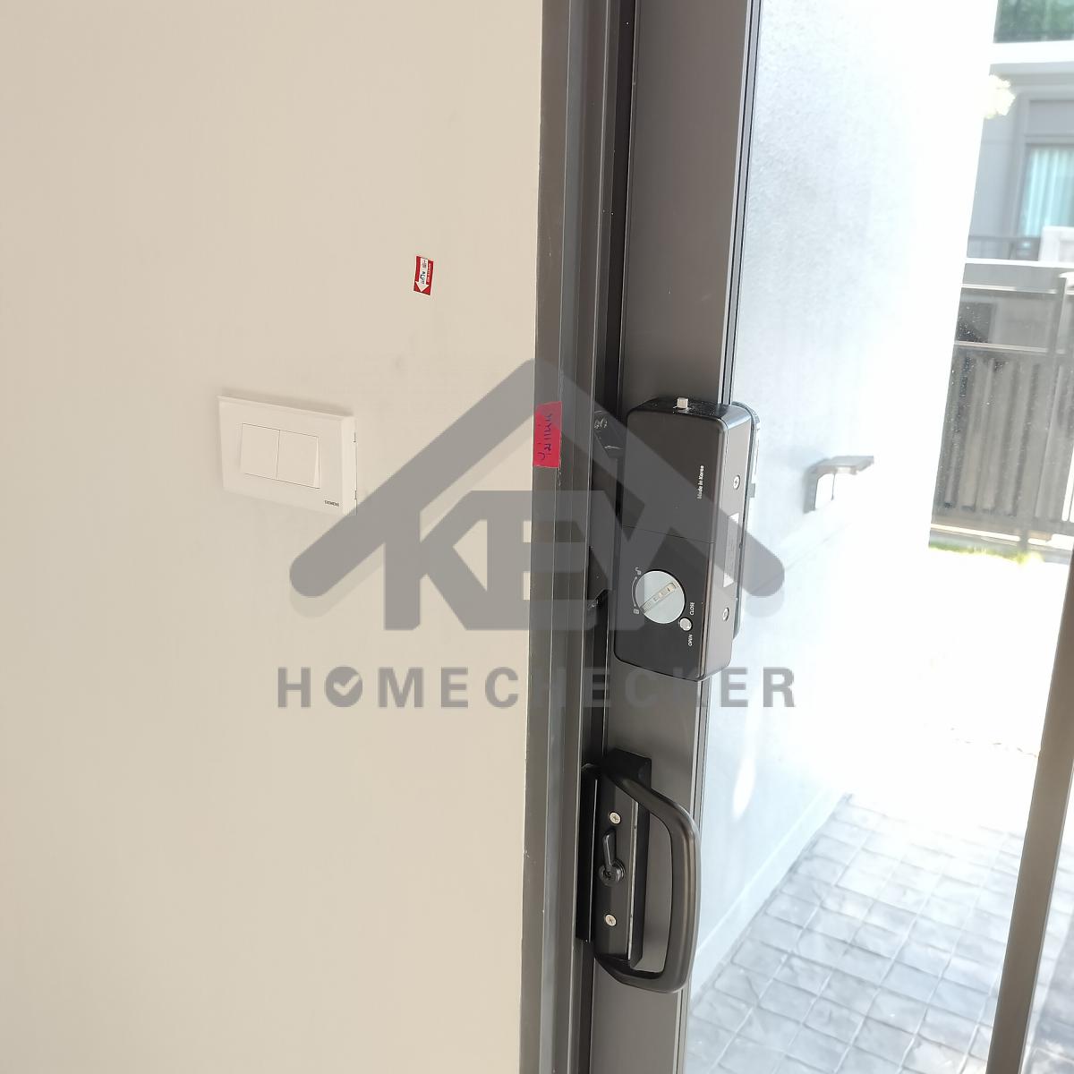 งานห้องโถง ห้องนั่งเล่น