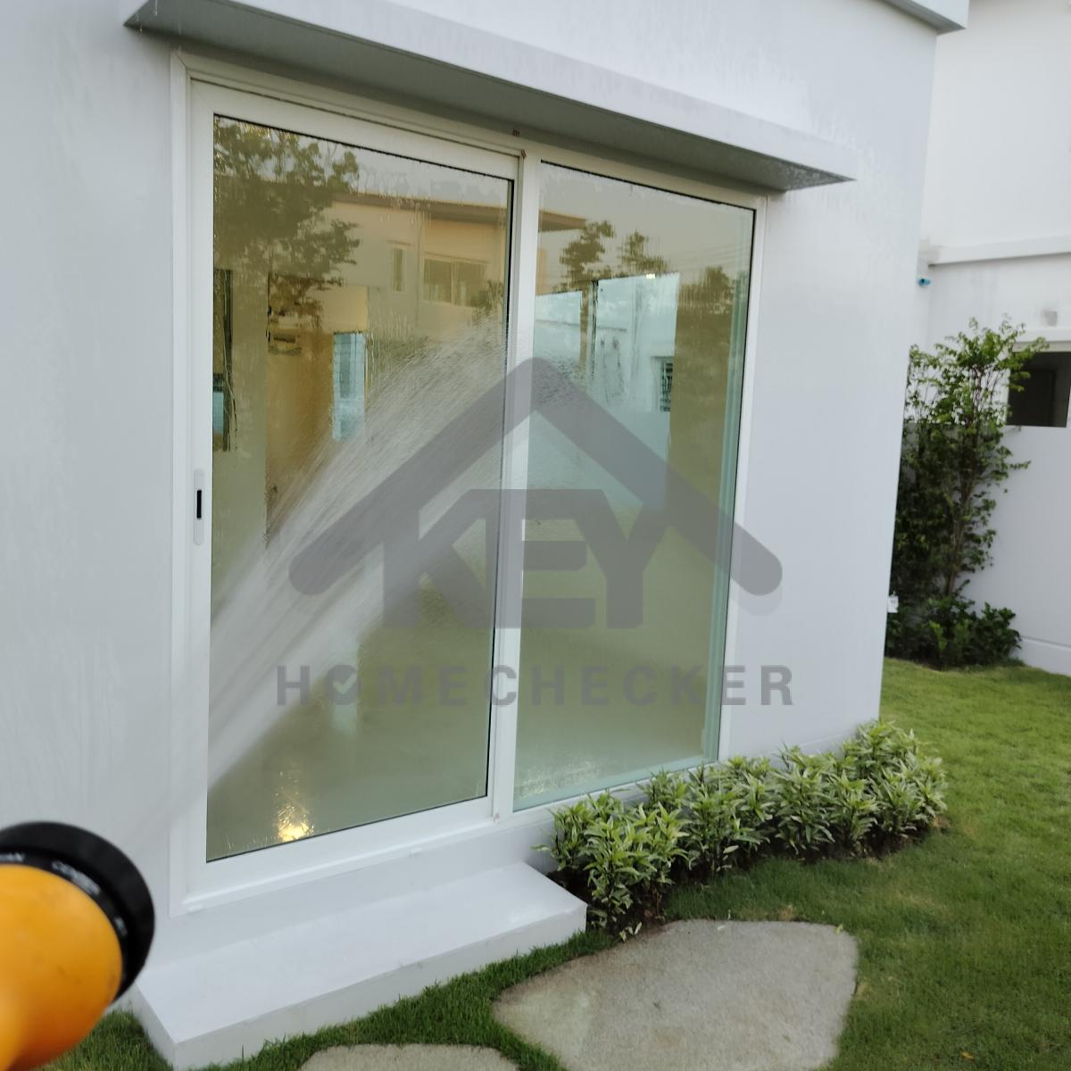 งานเทสน้ำ ประตูหน้าต่าง