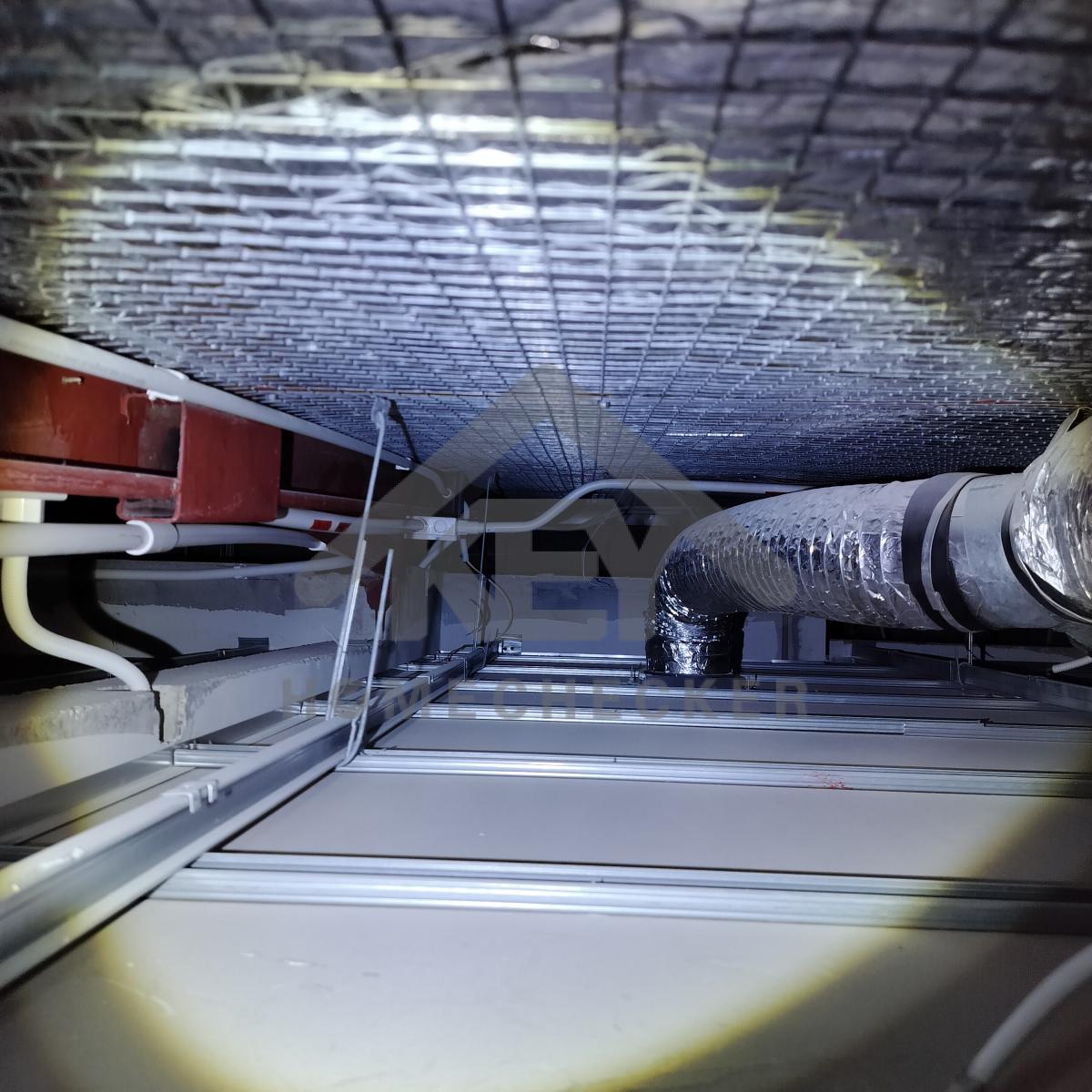 งานตรวจสอบหลังคา