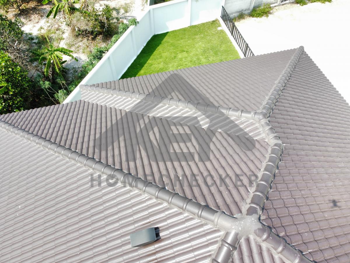 งานตรวจสอบหลังคา