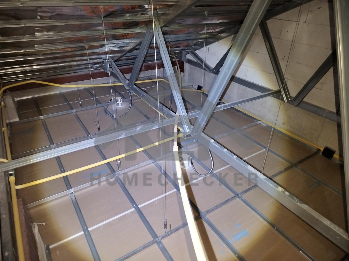 งานตรวจสอบหลังคา