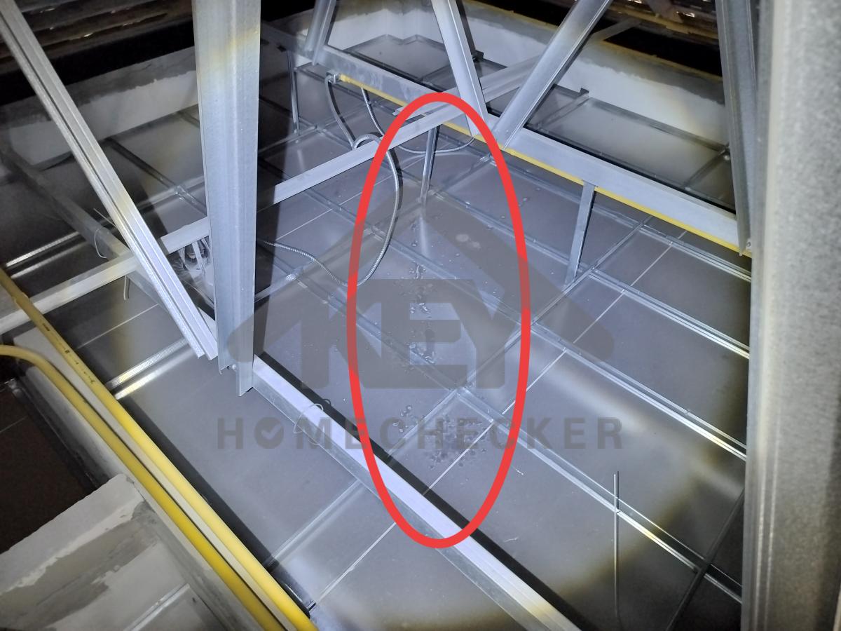 งานตรวจสอบหลังคา