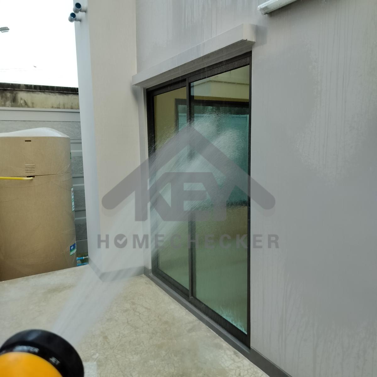 งานเทสน้ำ ประตูหน้าต่าง