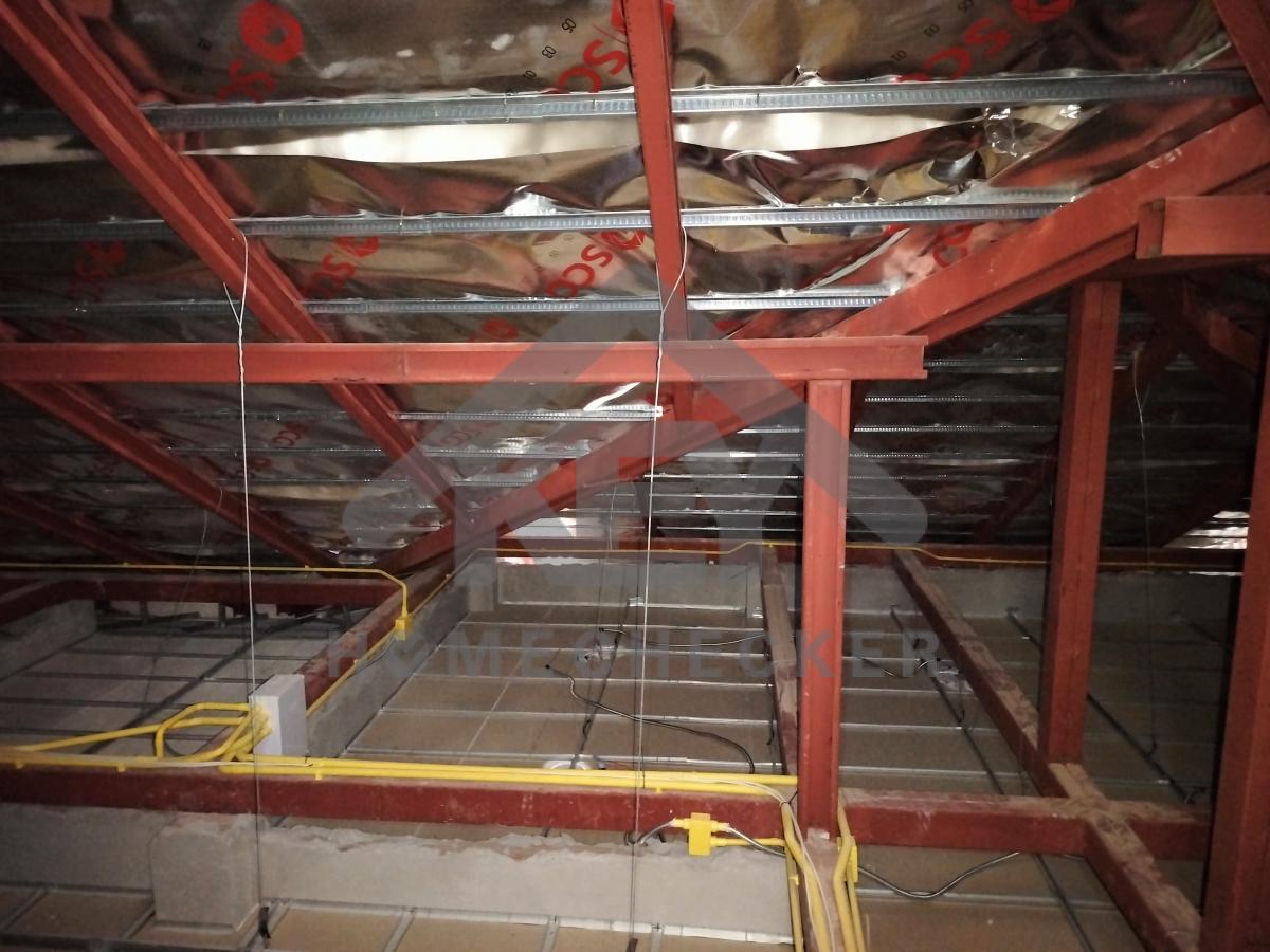 งานตรวจสอบหลังคา