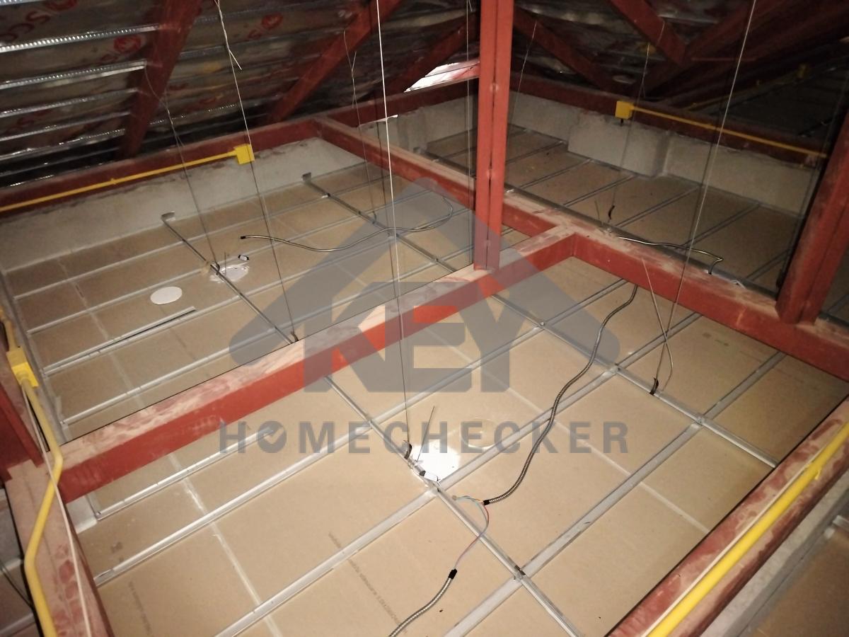 งานตรวจสอบหลังคา