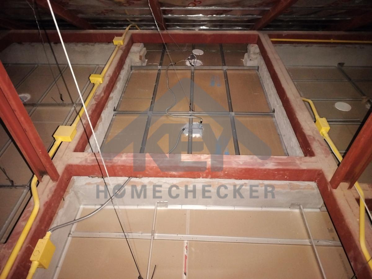 งานตรวจสอบหลังคา