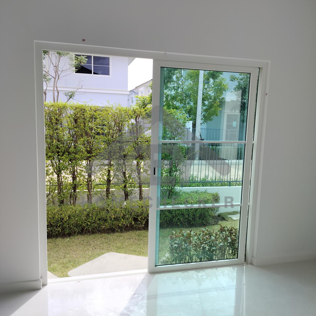 งานห้องโถง ห้องนั่งเล่น