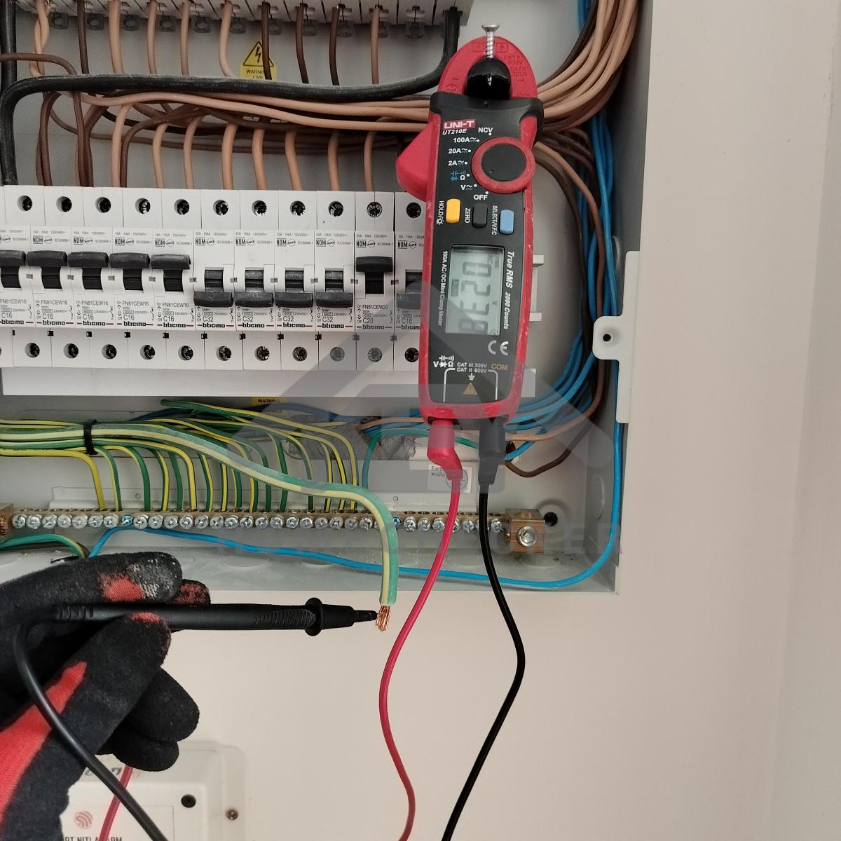 งานไฟฟ้าและระบบความปลอดภัย