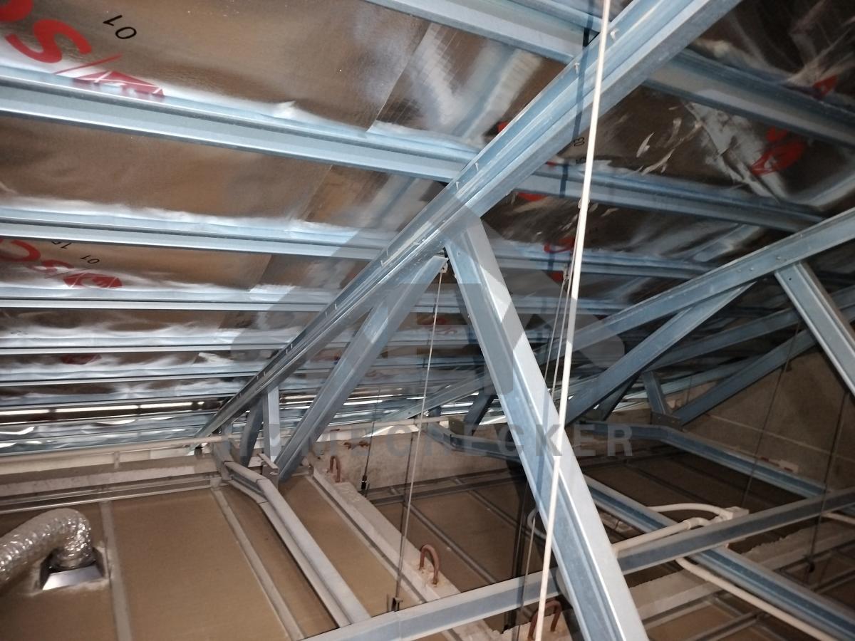 งานตรวจสอบหลังคา