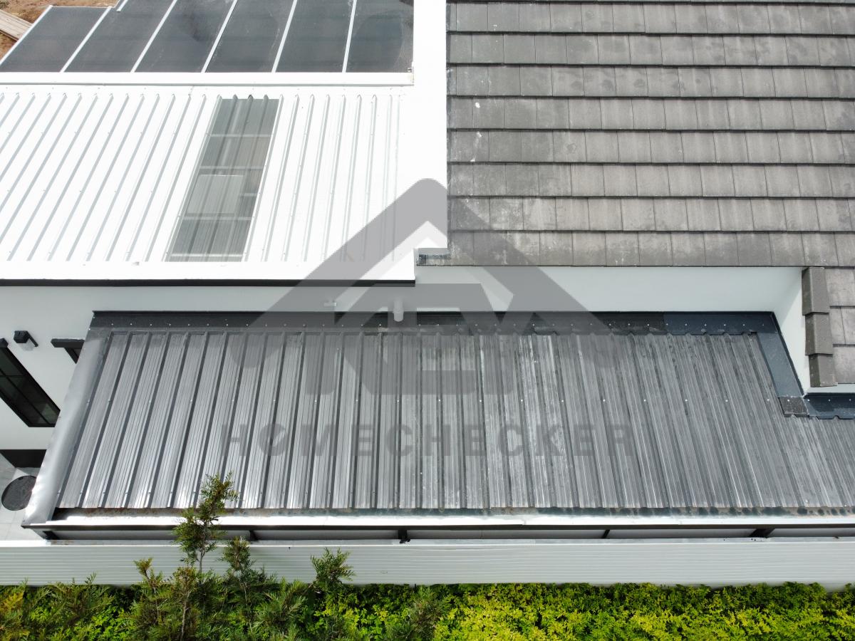 งานตรวจสอบหลังคา