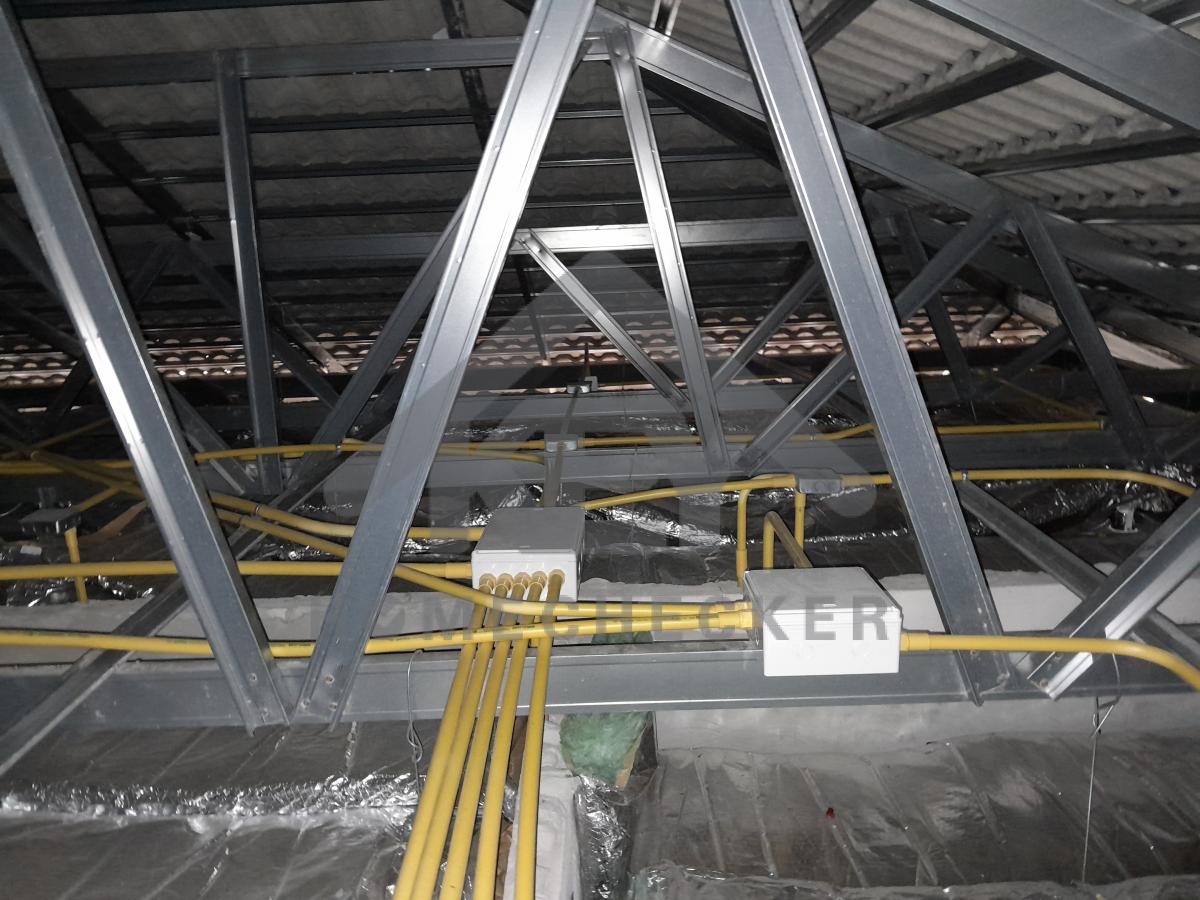 งานฝ้าชายคาและโครงฝ้า