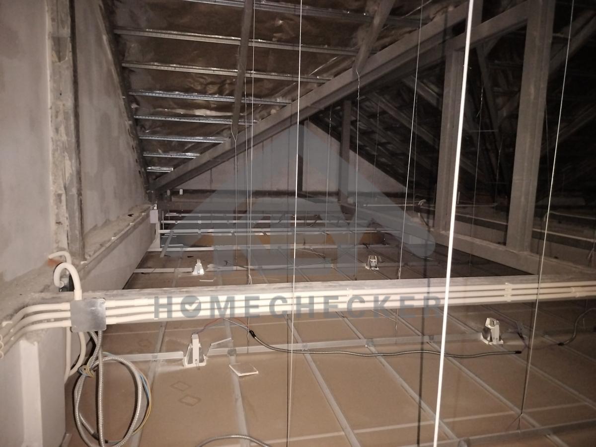 งานตรวจสอบหลังคา